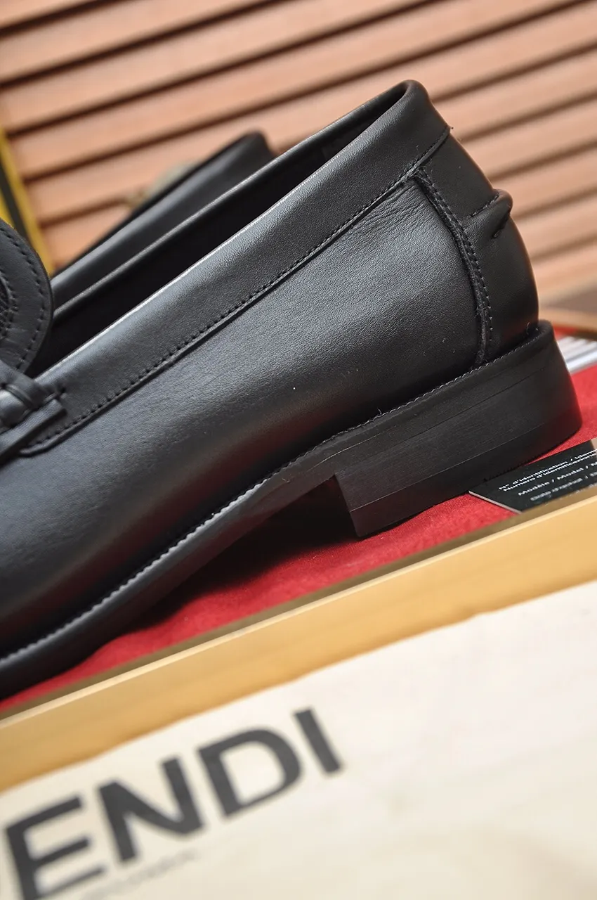 Men's shoes💰560💶[FENDI] The latest high-end men's shoes in Hong Kong! Original quality. The upper is made of imported cowhide material and cowhide lining! Super comfortable on the foot, original wear-resistant outsole, luxurious, fashionable, casual and versatile! Size: 38-45 (45 customized)